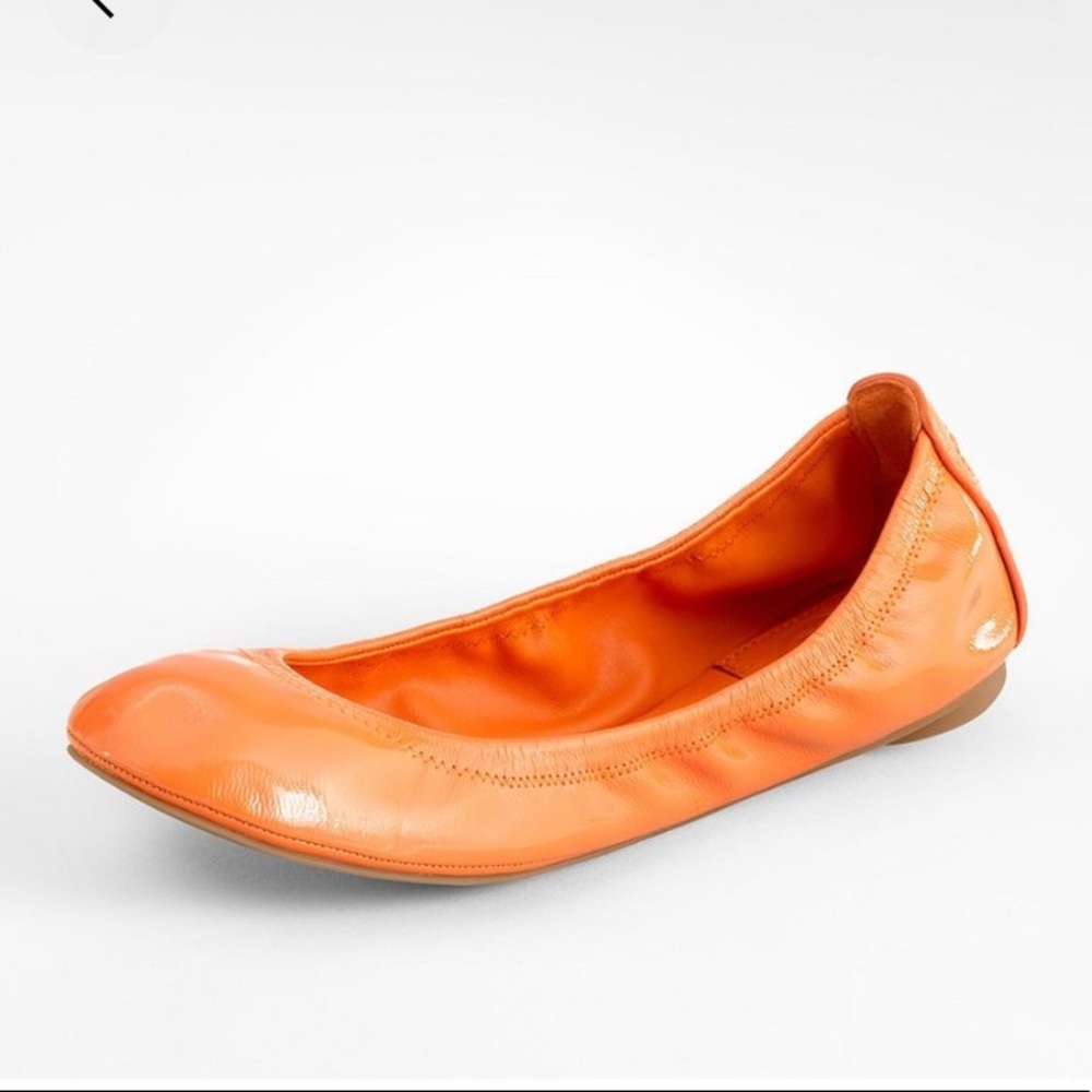 Tory Burch Orange Patent leather Flats Size 8.5